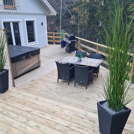 Pinebo Palace Guesthouse 얼레켐 외부 사진